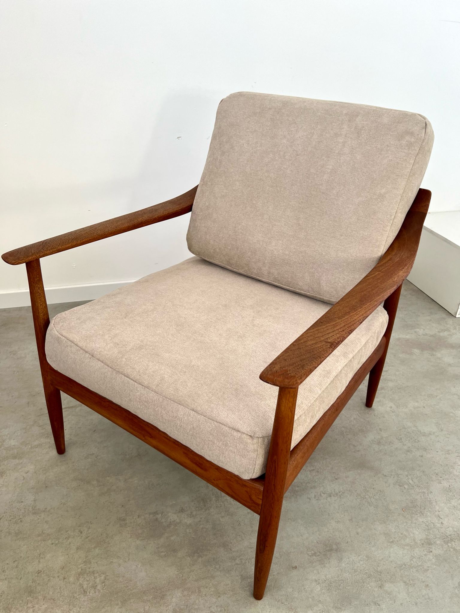 Old vintage teak armchair design Walter Knoll for Knoll Antimott Germany 1960s
