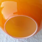 Suspension in orange opaline