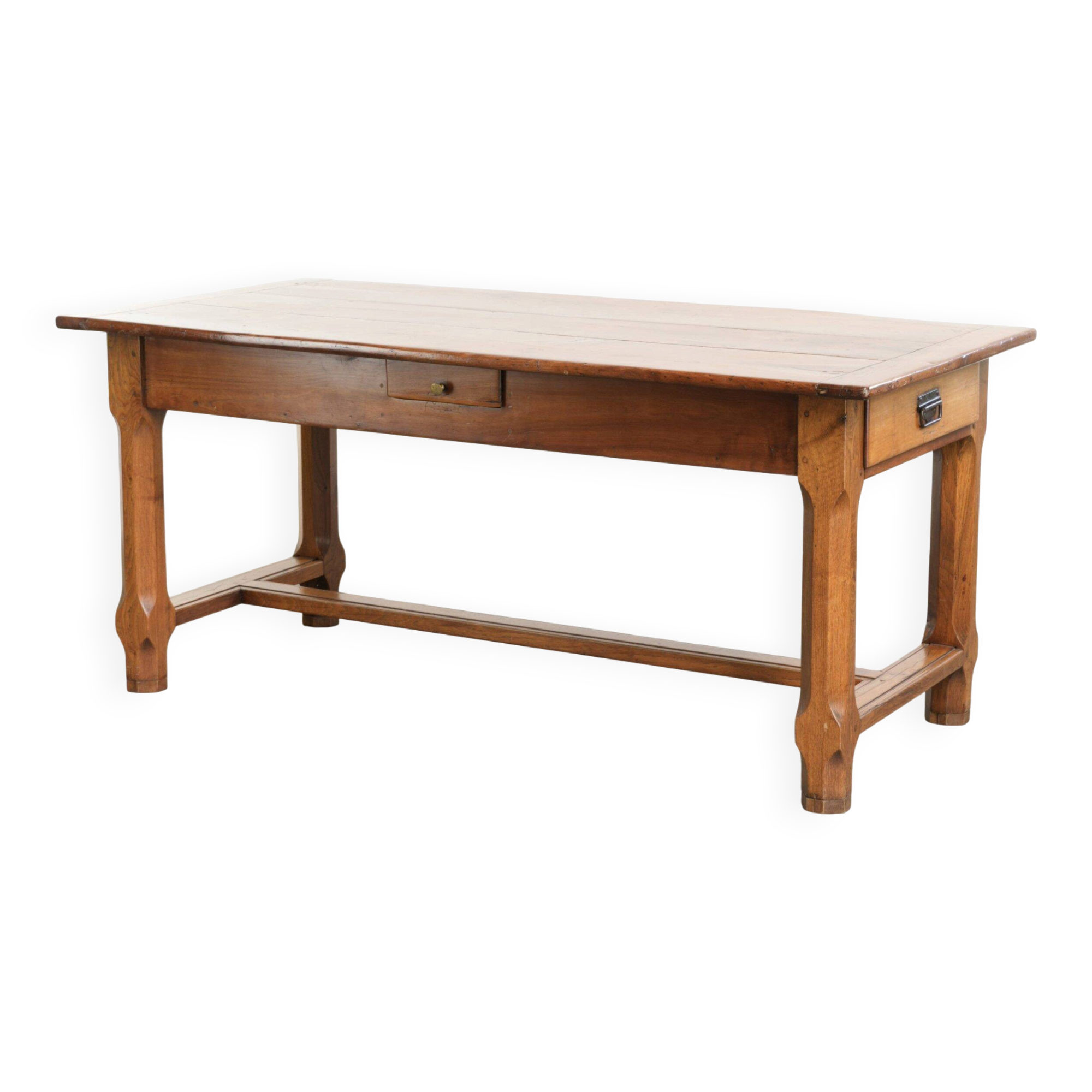 French dining table from the 18th century with a fruitwood top and oak base