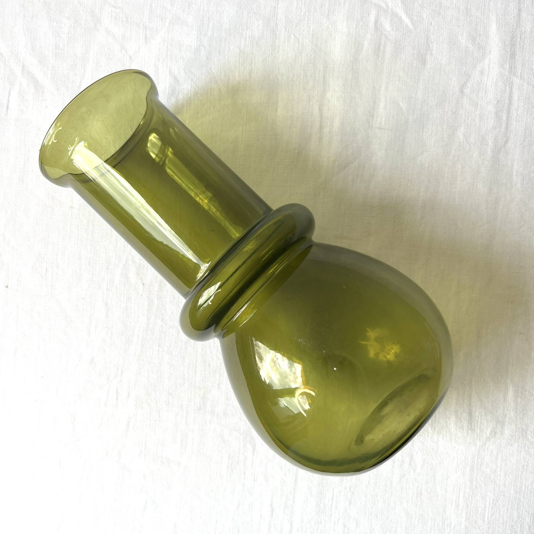 Scandinavian olive green vase, design by Riihimaki / Tamara Aladin.