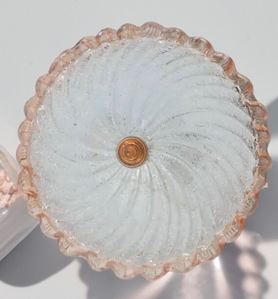 Vintage Italian ceiling light in Murano glass, pink border, diameter 40 cm.