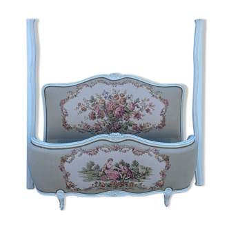 Romantic upholstered Louis XV basket bed