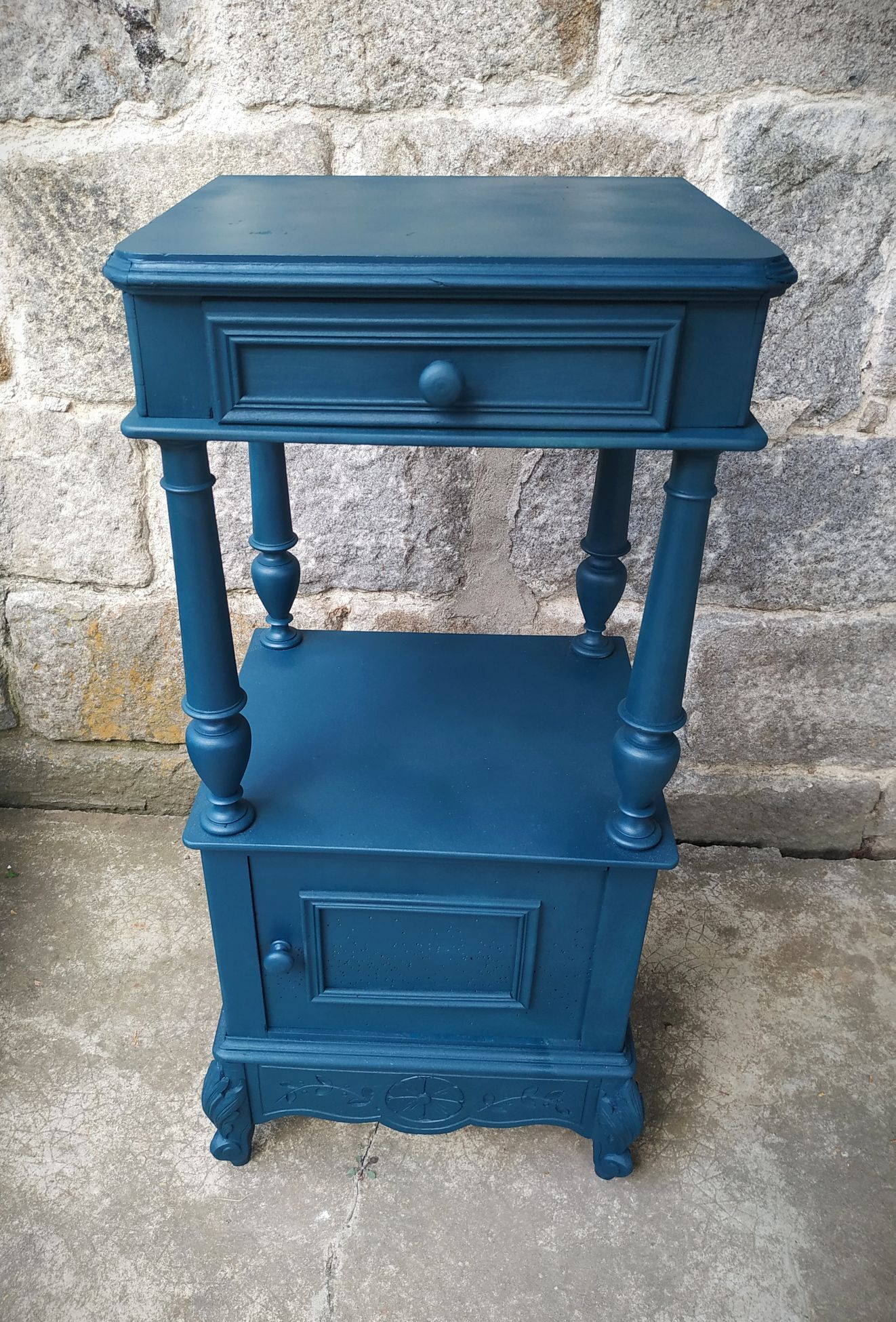 Old painted extra furniture bedside table