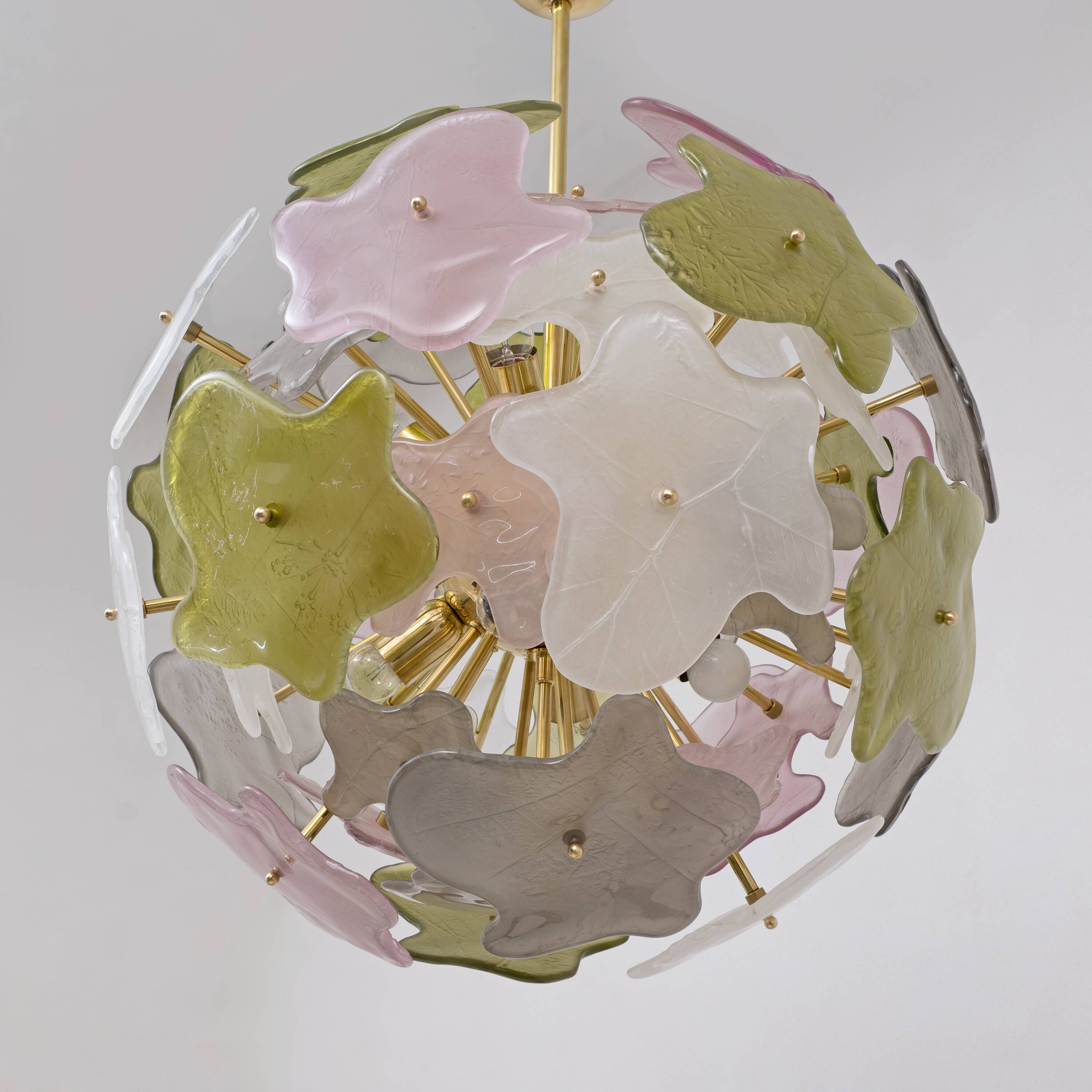 Italian Murano Glass Sputnik Chandelier in Pastel Colors and Polished Brass