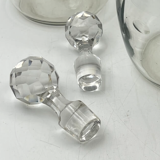 Carafes en verre gravé