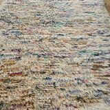 Berber boujaad rug in rustic wool 250 x 185 cm light mottled