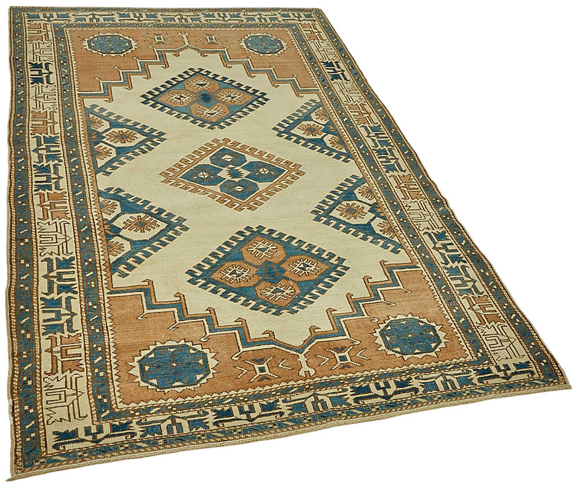 Turkish Vintage Anatolian Rug 134 cm x 214 cm