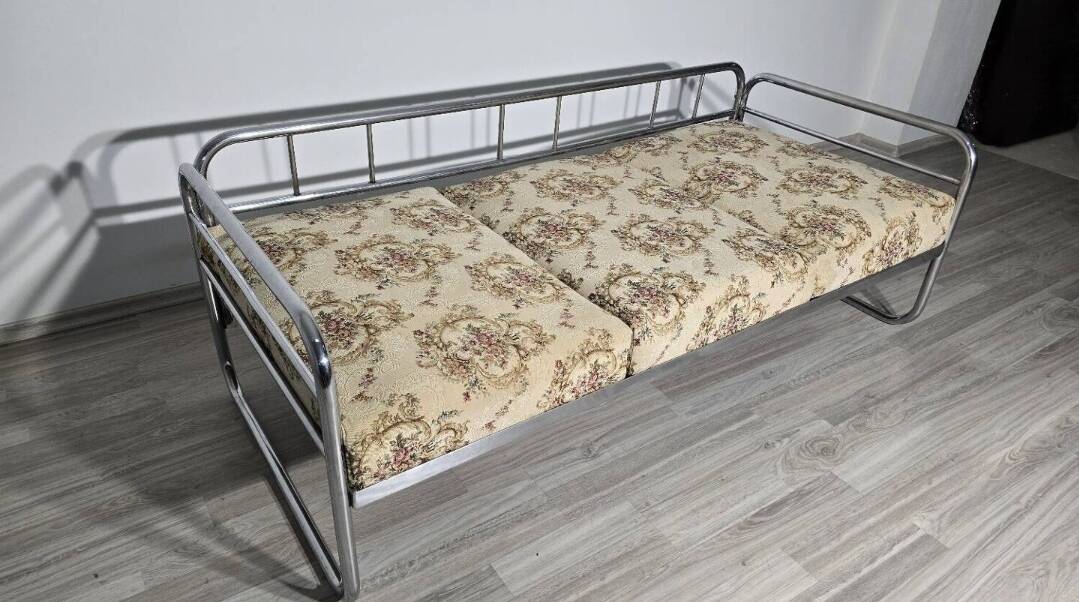 Bauhaus Chrome Sofa by Robert Slezak for Slezak Factories, 1930s