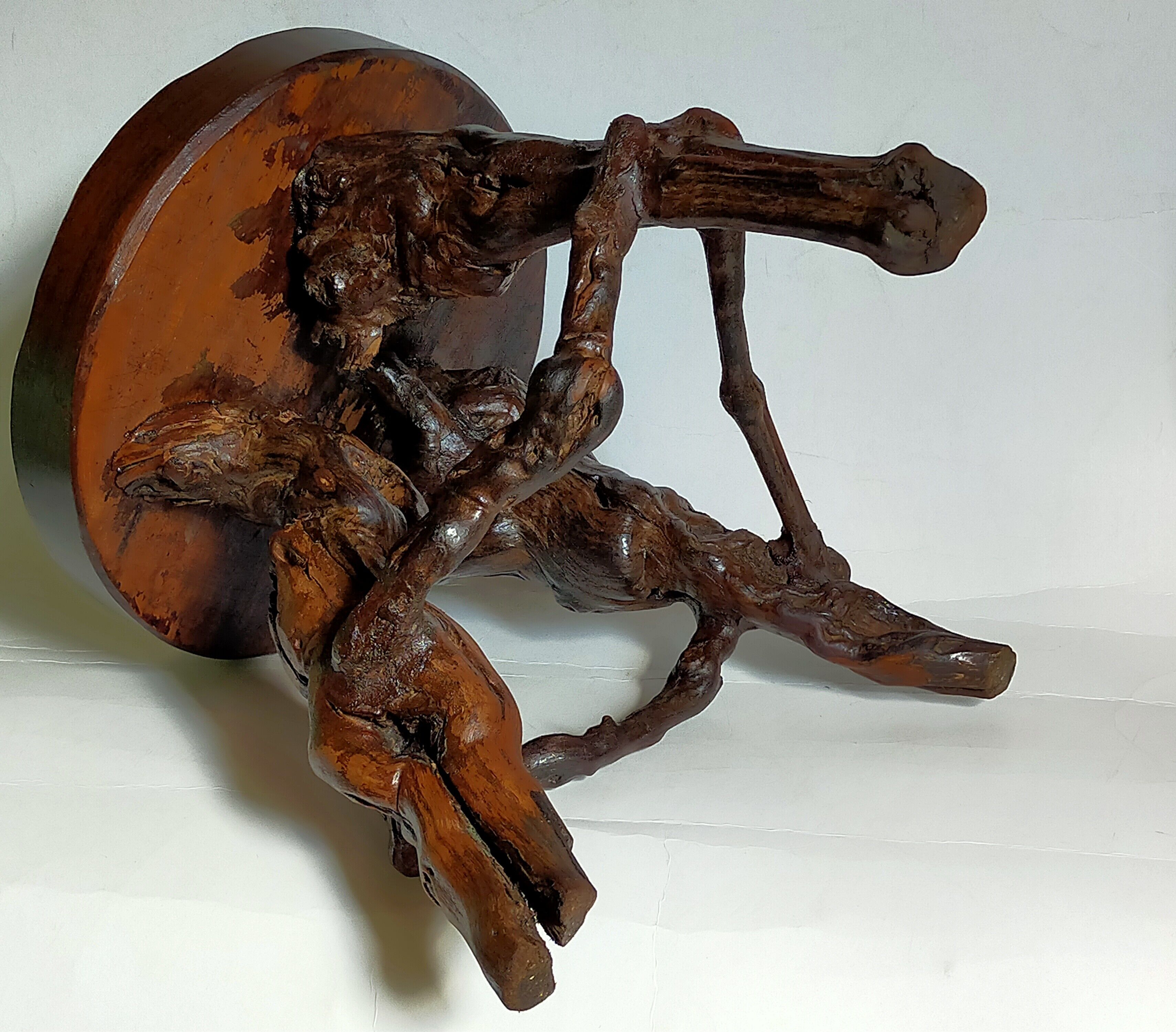 Tripod stool Art-popular vines, solid wood top