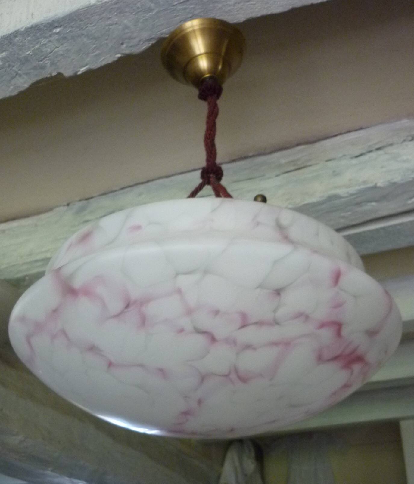 Marbled opalescent art deco pendant light Ø 35 cm