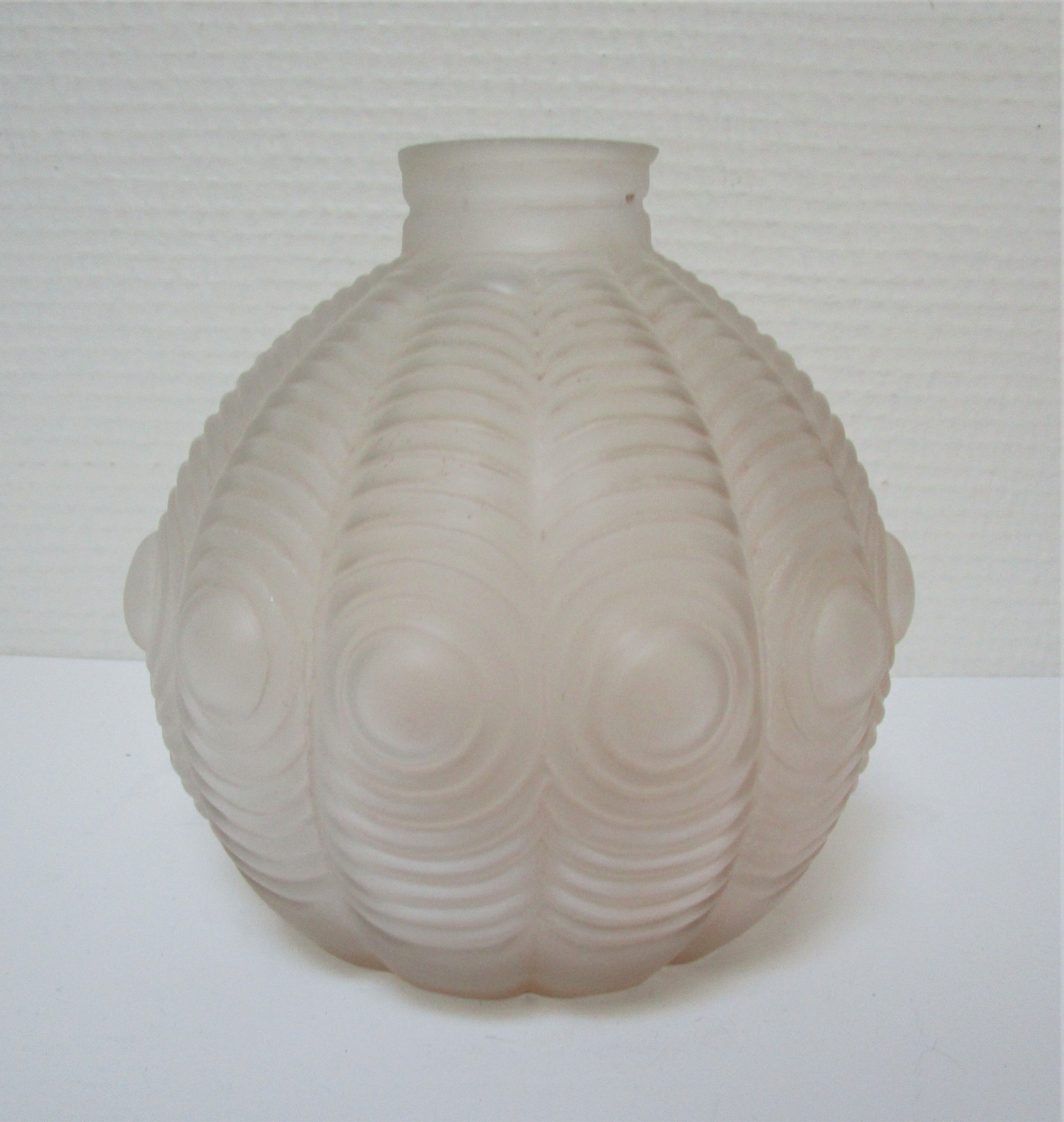 Art deco ball vase etale, 1930s