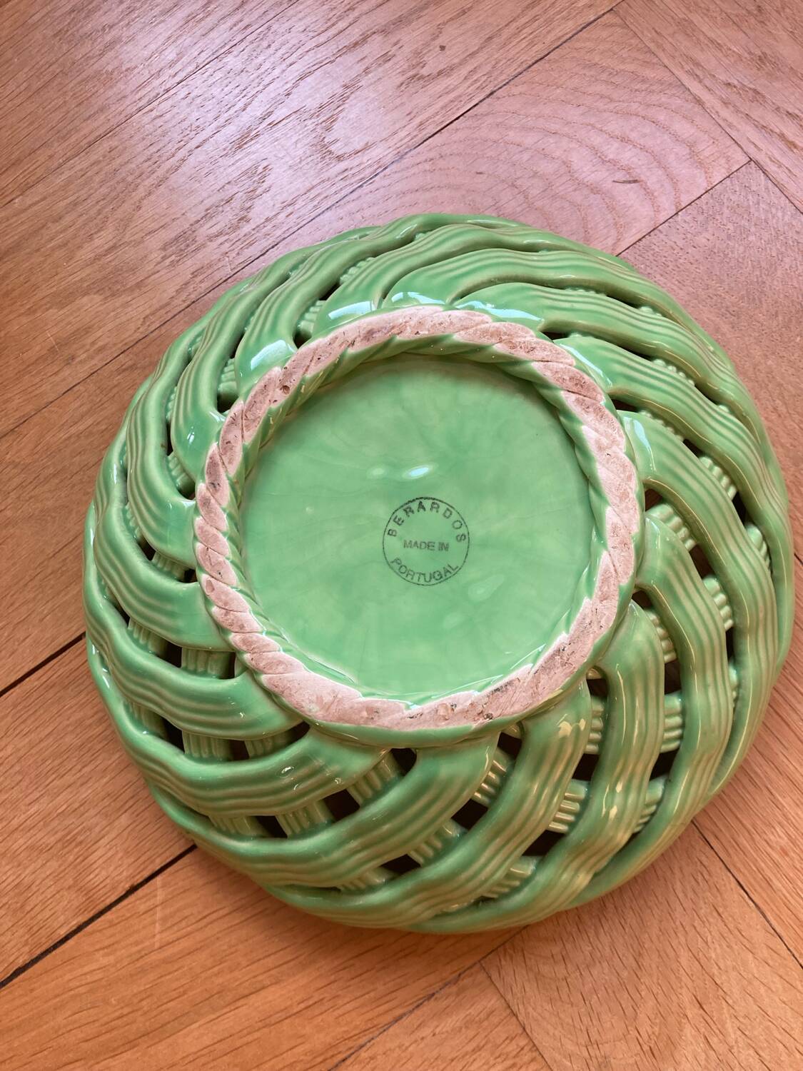 Green woven ceramic basket