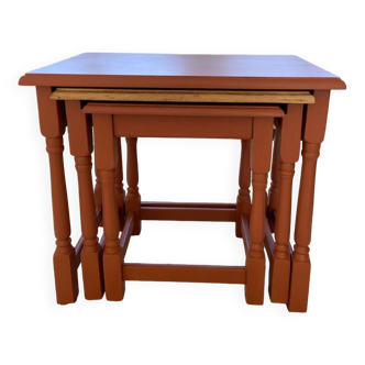 Wooden nesting table