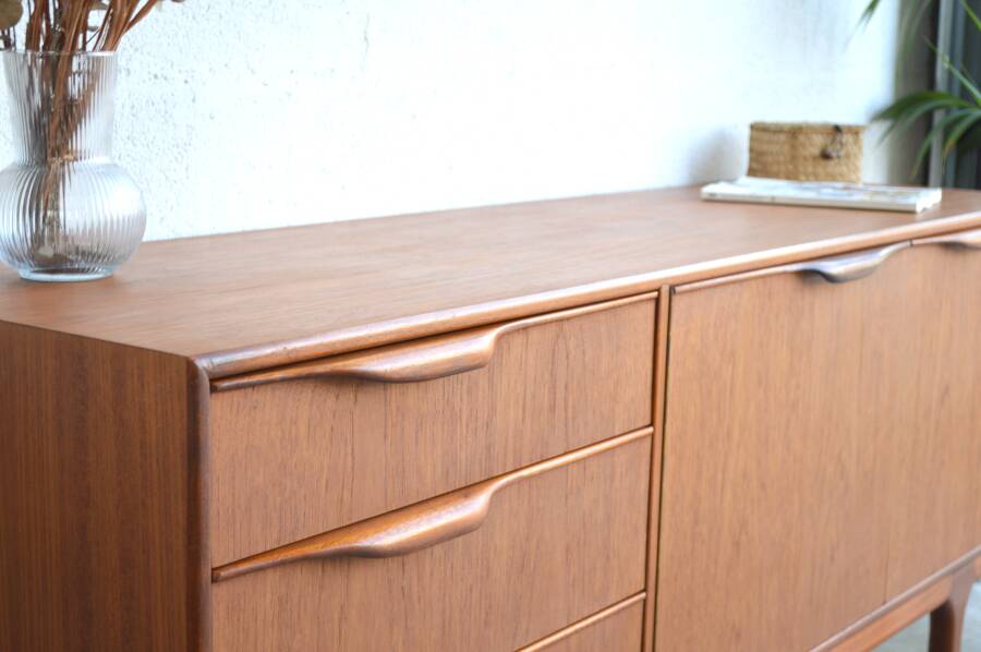 Teak sideboard by McIntosh * 152 cm