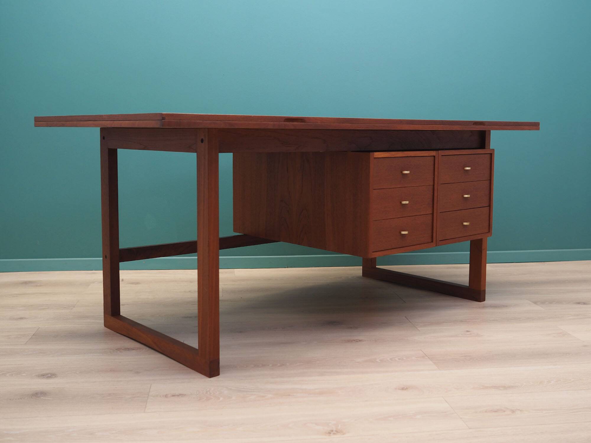 Teak desk, Danish design, 1970s, production: Denmark