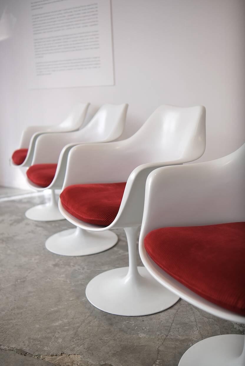 Tulip armchair by Eero Saarinen for Knoll International