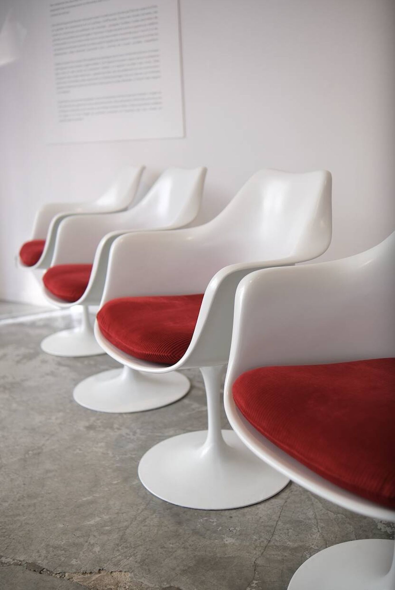 Tulip armchair by Eero Saarinen for Knoll International