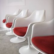 Tulip armchair by Eero Saarinen for Knoll International