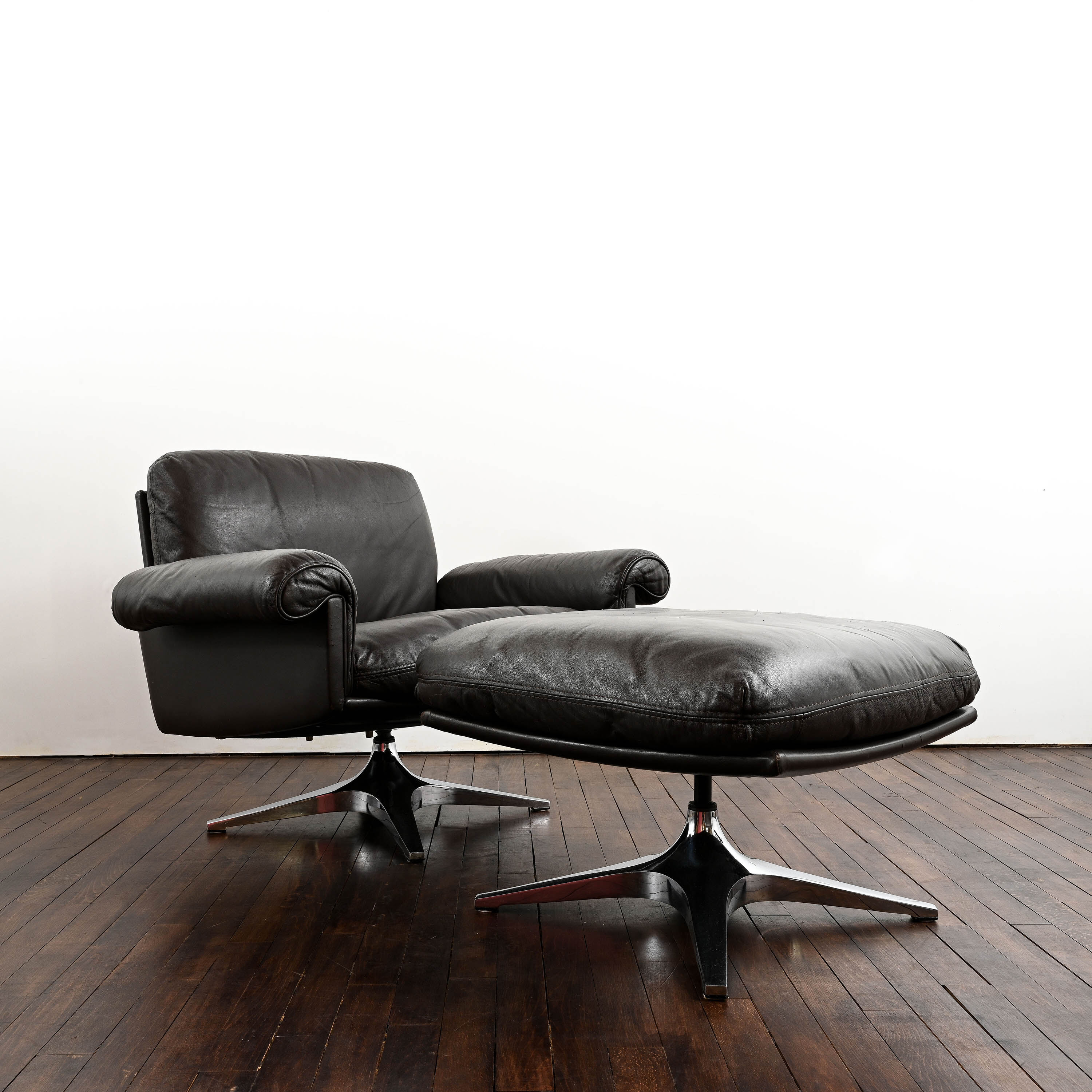 De Sede DS-31 armchair with matching foot rest