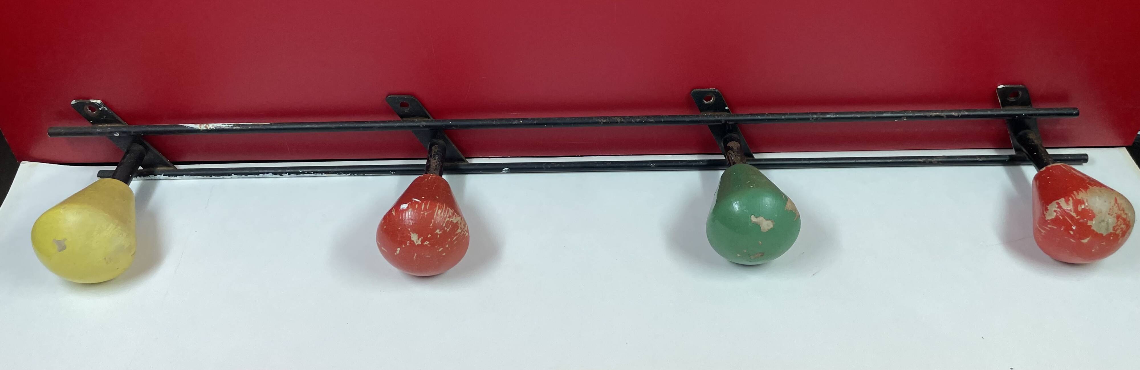Round iron coat rack and wooden hooks 59 cm