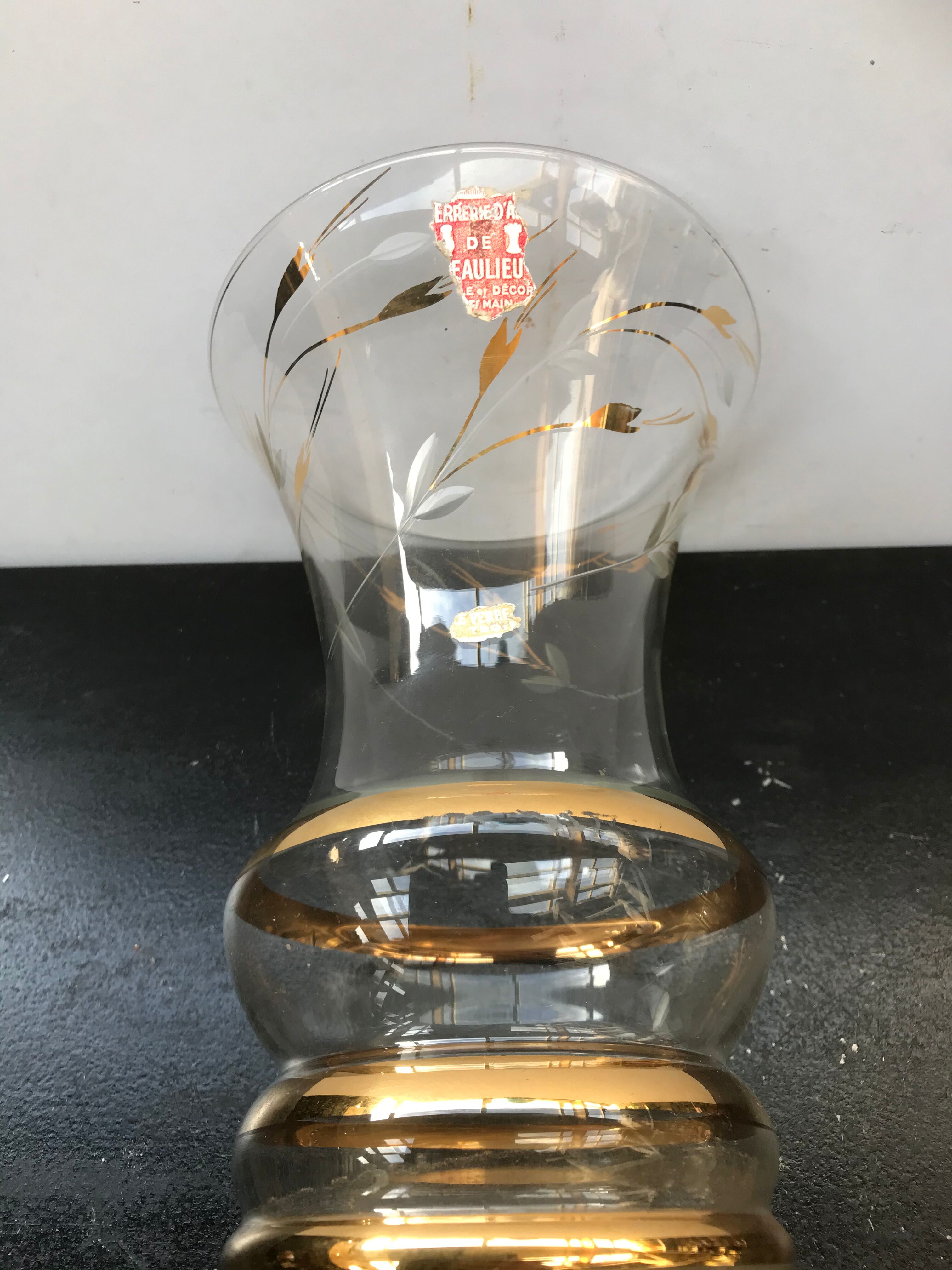 Vase art glassware Beaulieu glass decor vintage golden flowers