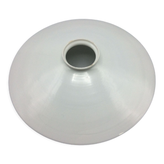 Abat-jour en opaline blanche