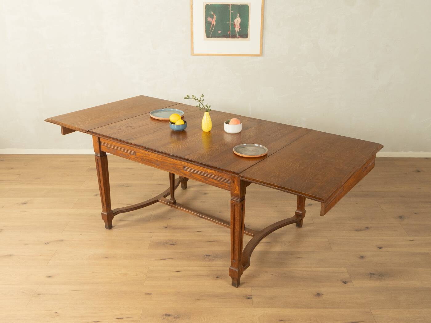 Art Nouveau dining table made of solid oak, Germany, 1910s
