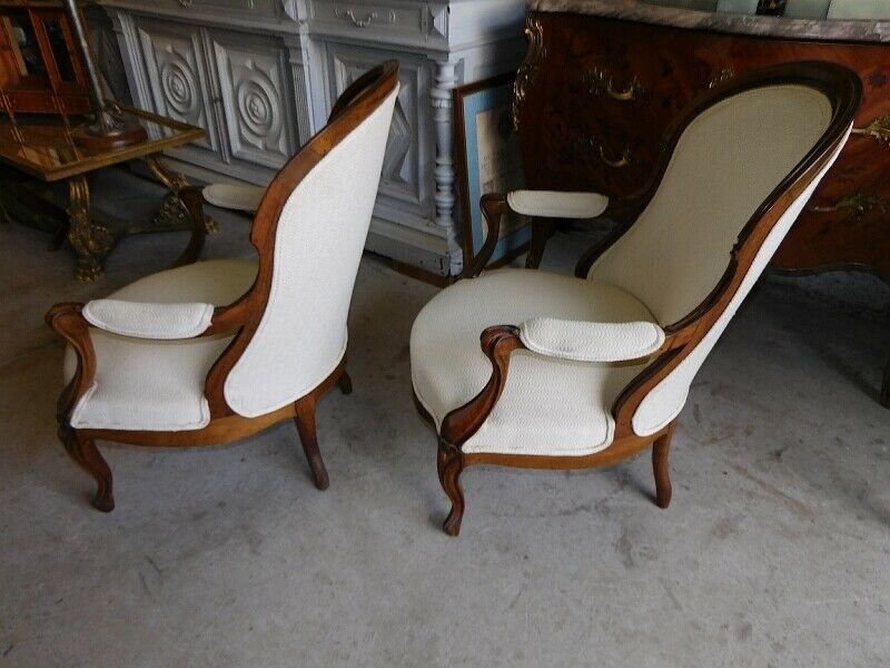 Pair of walnut armchairs mark from the 19th century