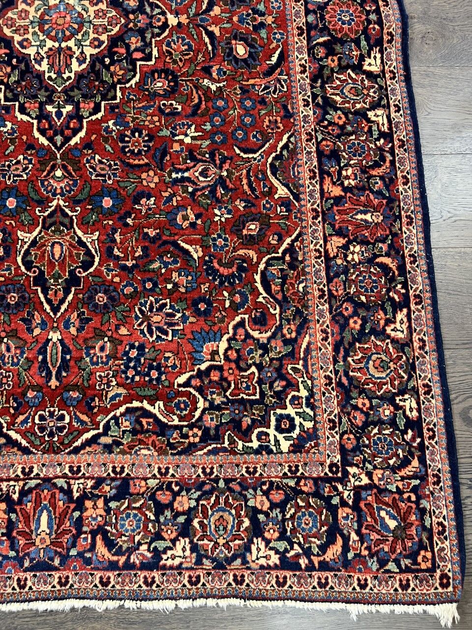 Oriental rug 206x129cm
