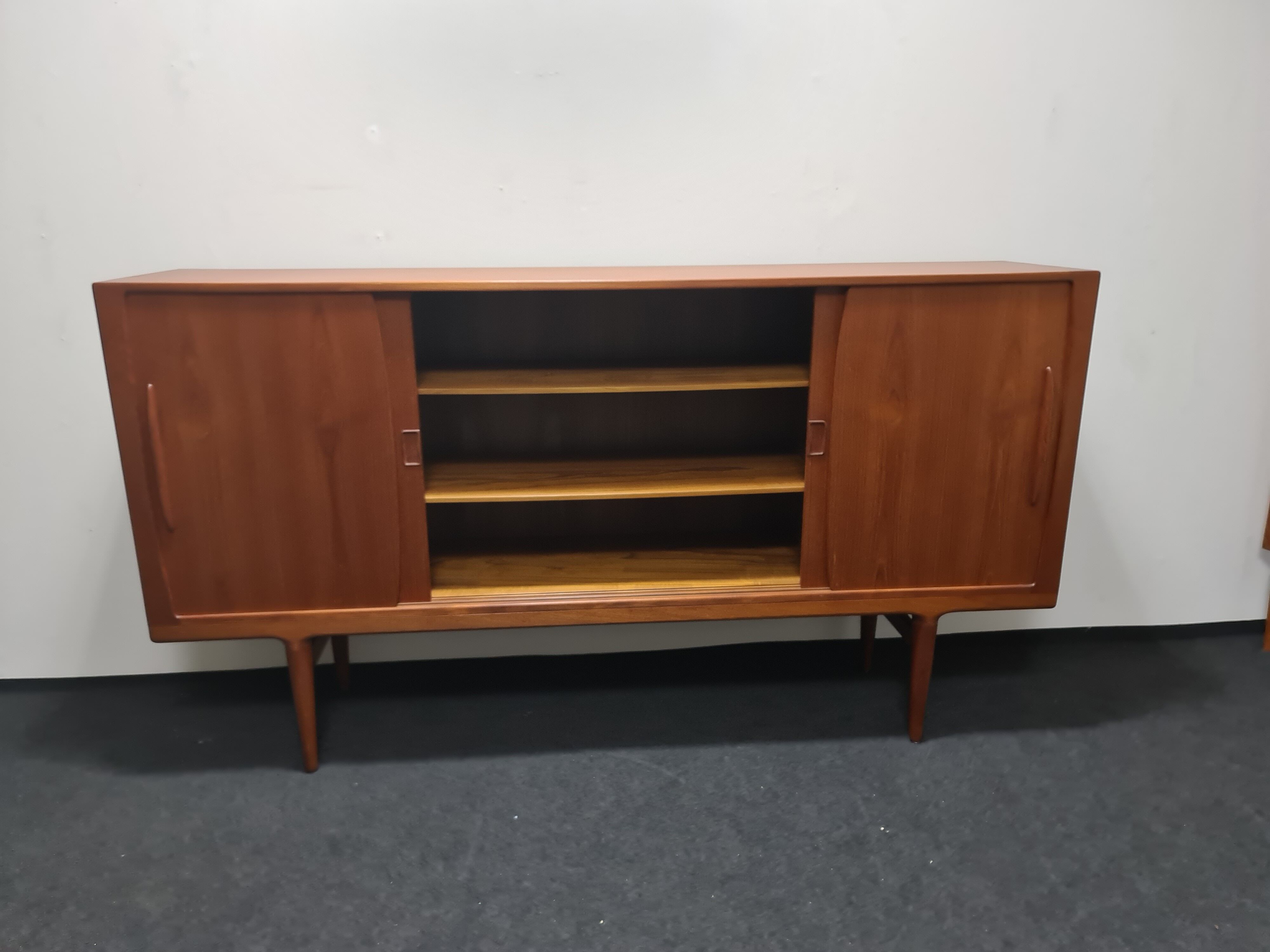 Buffet danois vintage de teck