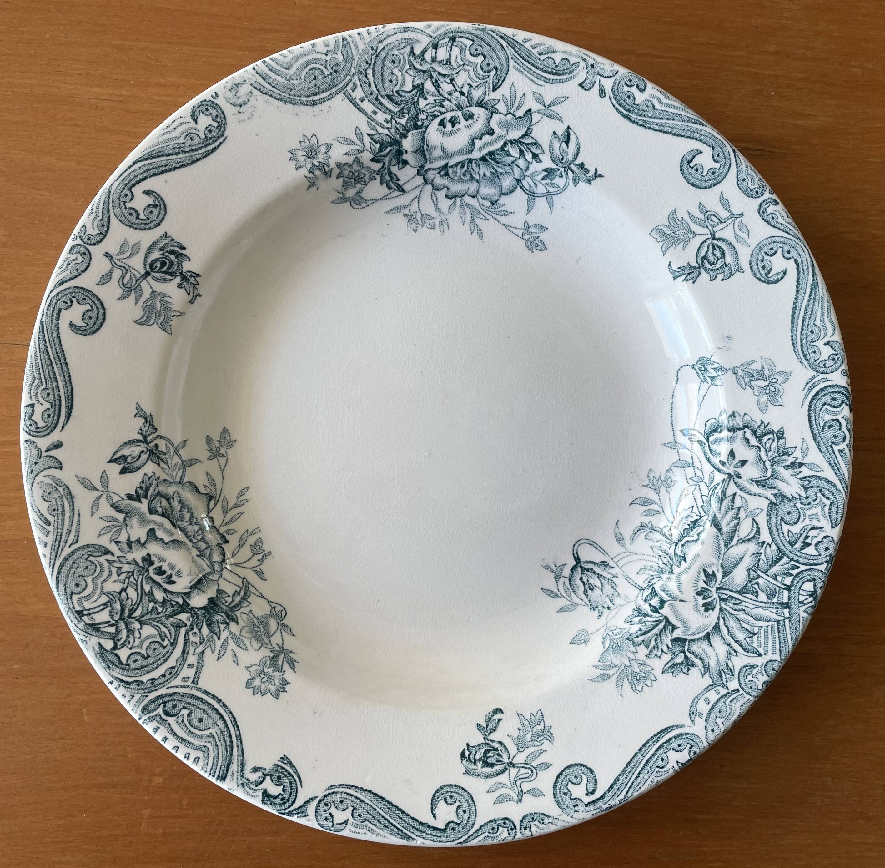 6 assiettes creuses anciennes en faïence de Clairefontaine