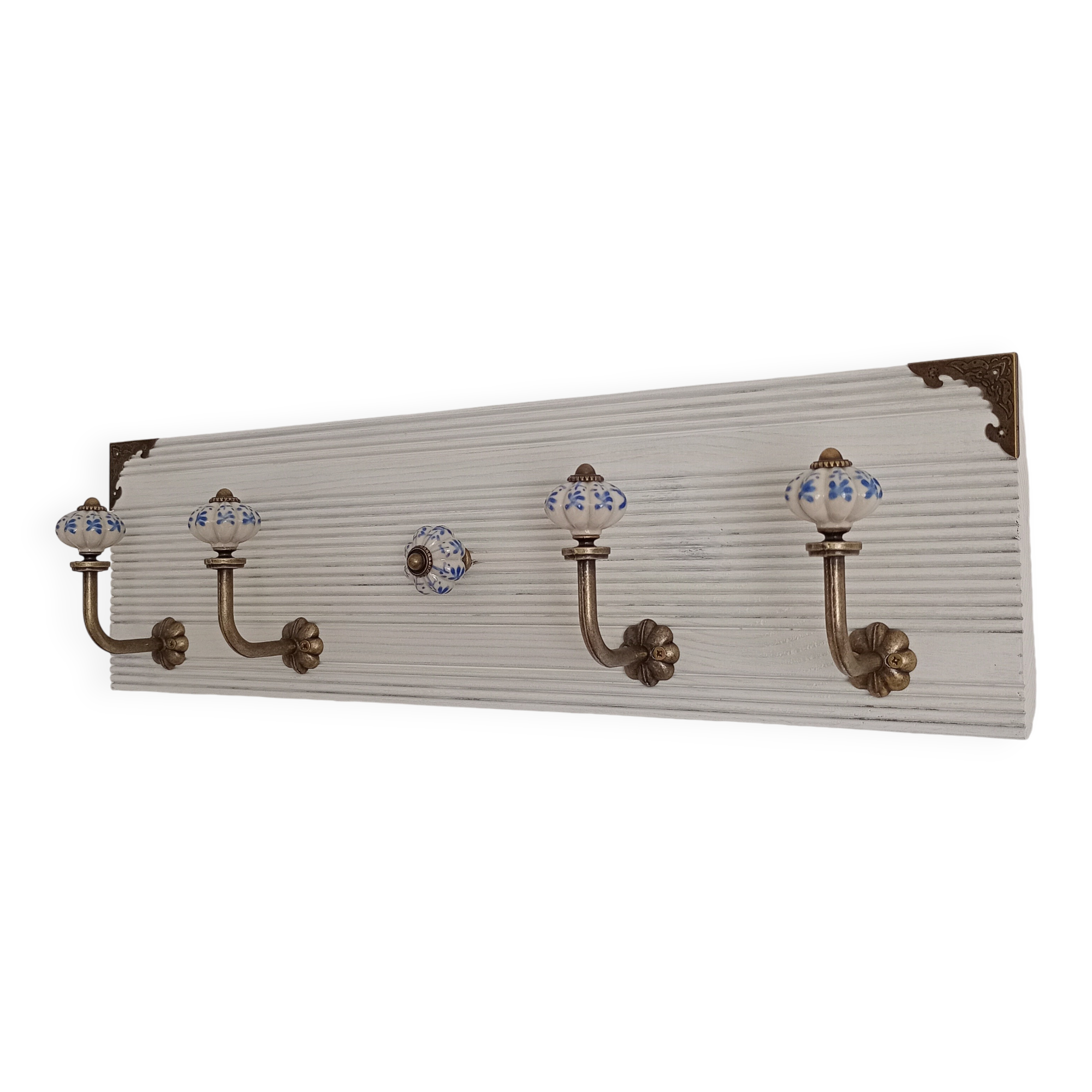 Wall-mounted coat rack 50 cm – 4 hooks and decorative central button