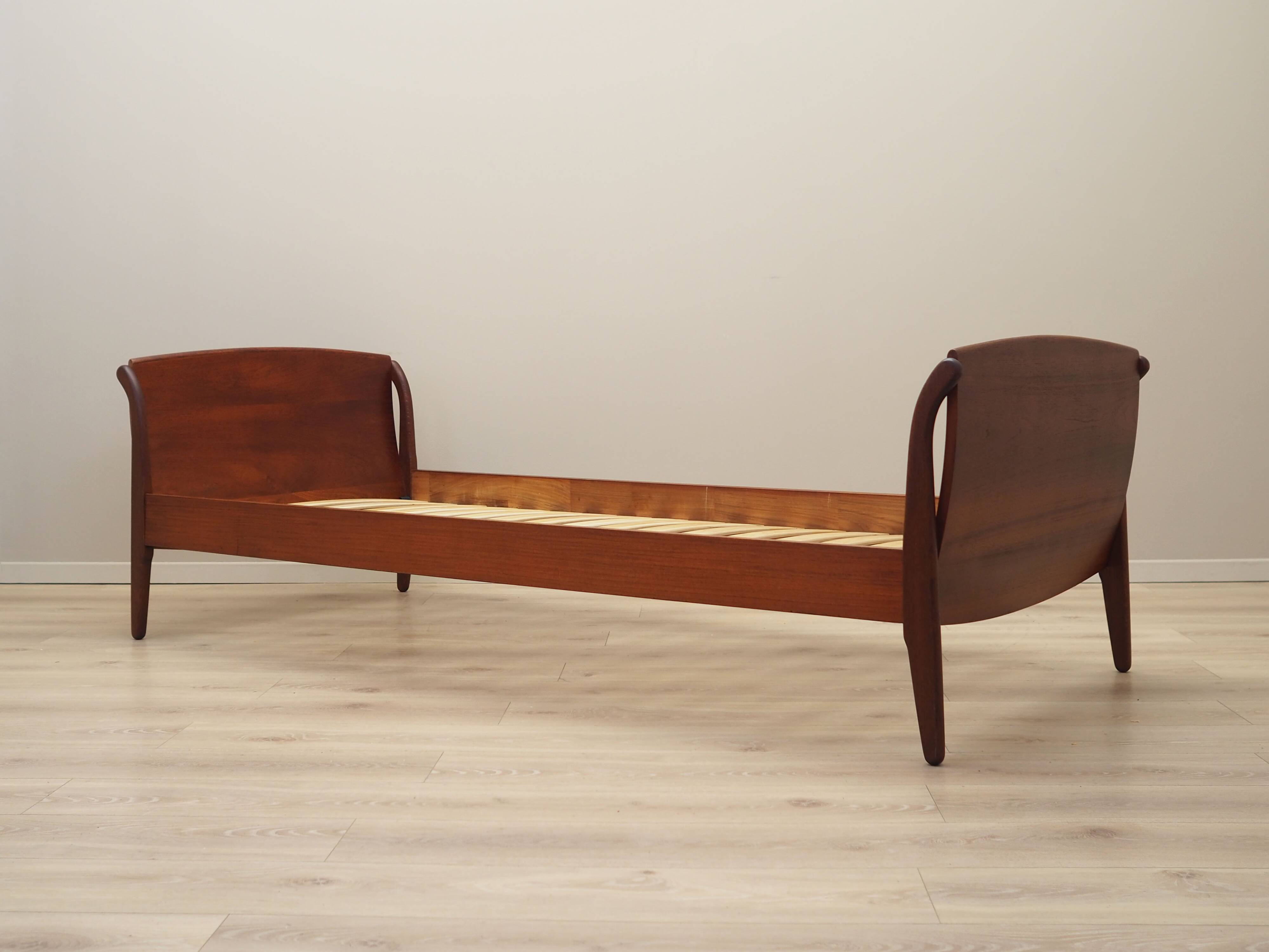 Teak bed, Danish design, 1970s, production: Denmark
