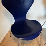 2 Arne Jacobsen 3107 Chairs / Fritz Hansen