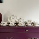 Service à thé « fleurs » en porcelaine de Limoges