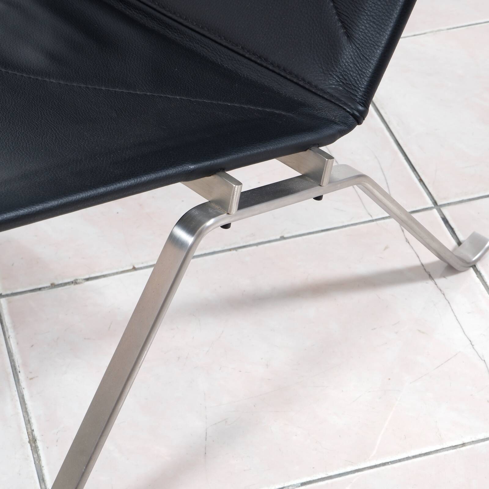 „PK 22“ lounge chair by Poul Kjaerholm for Fritz Hansen