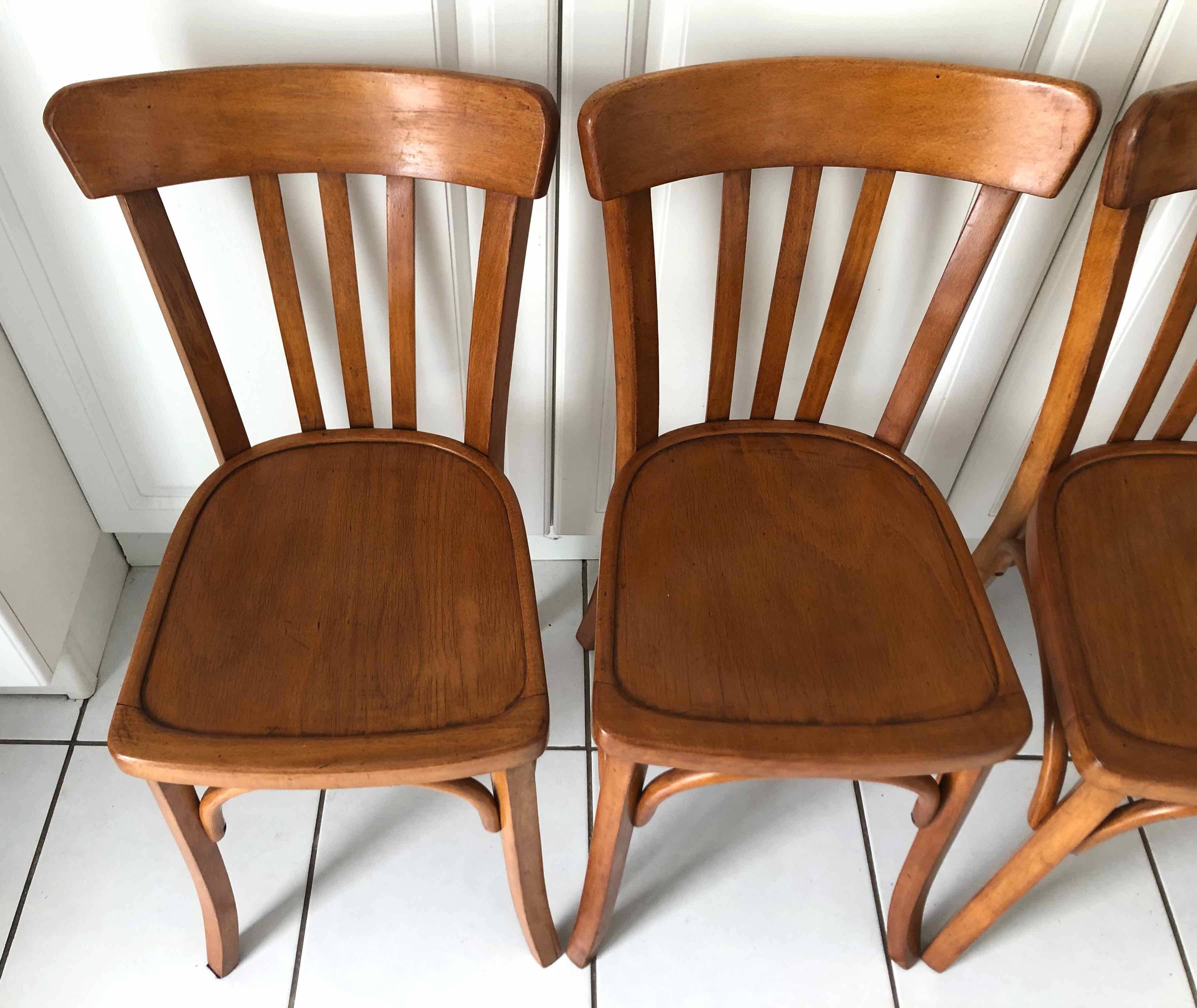 4 chaises bistrot années 50 type Baumann