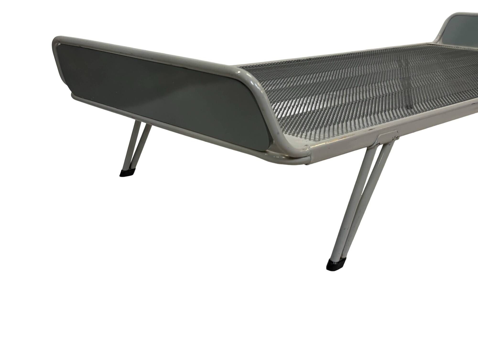 Vintage daybed 1960s minimalist metal from the Netherlands design