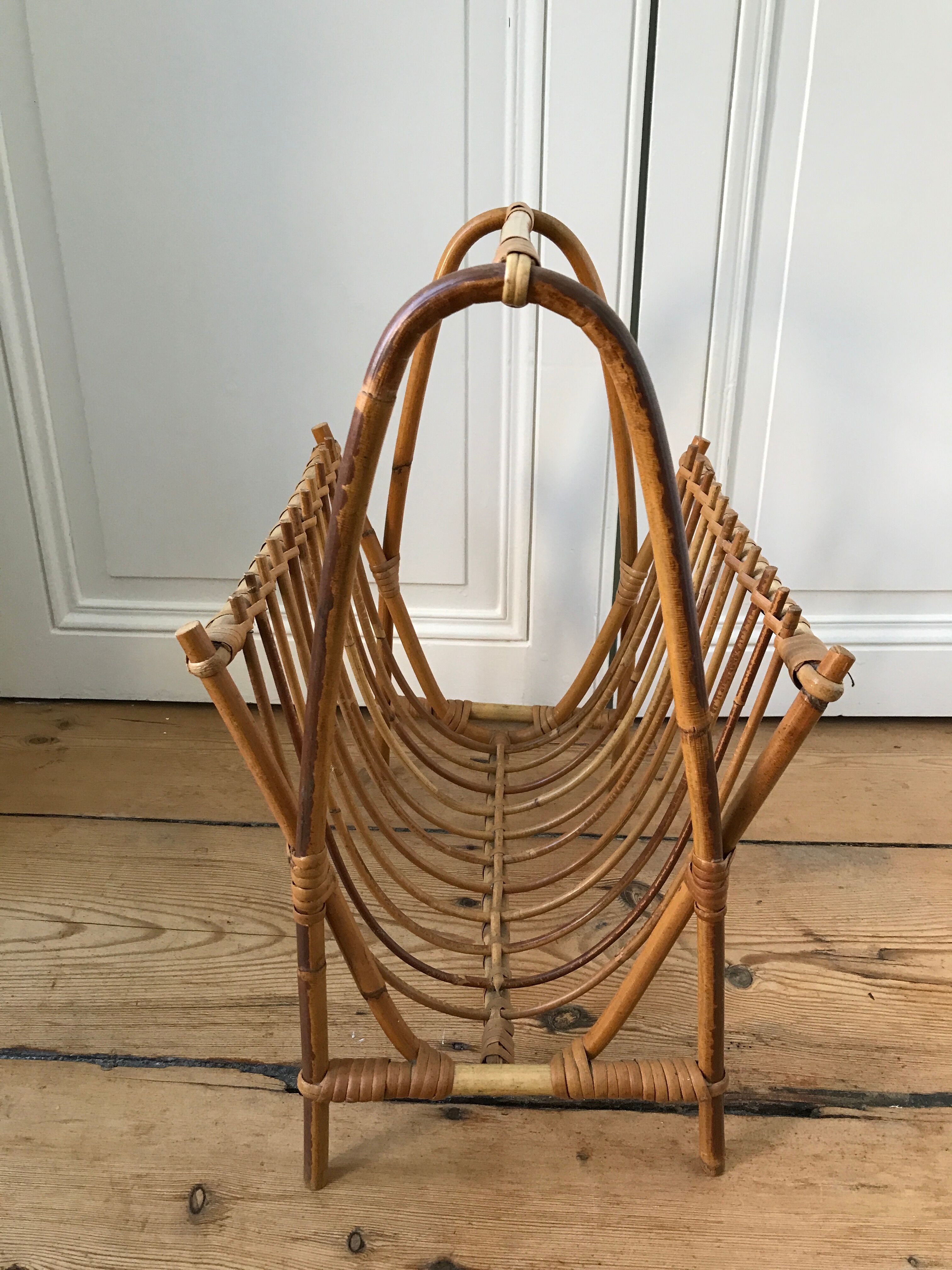 Rattan magazine door