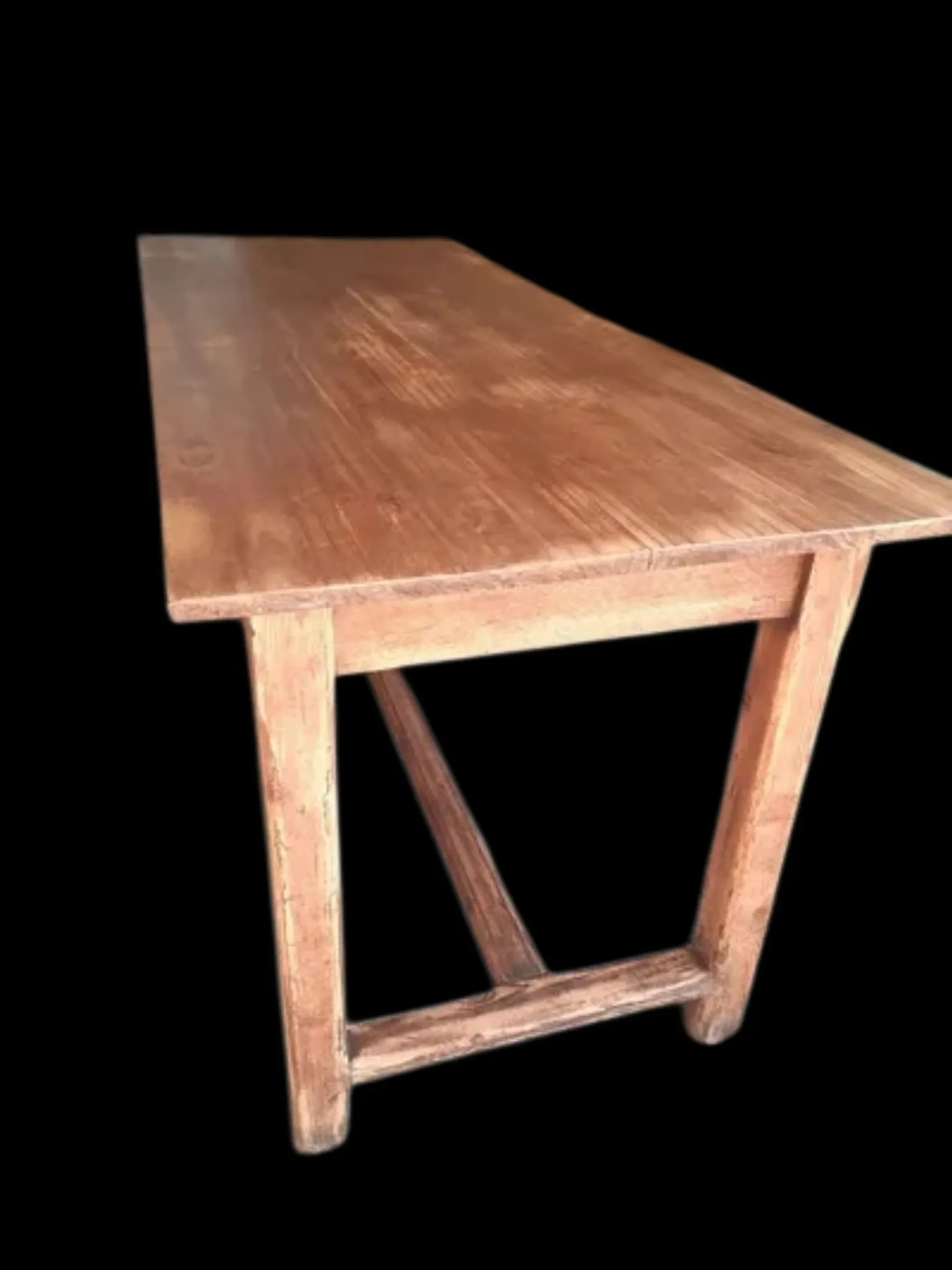 Farm table
