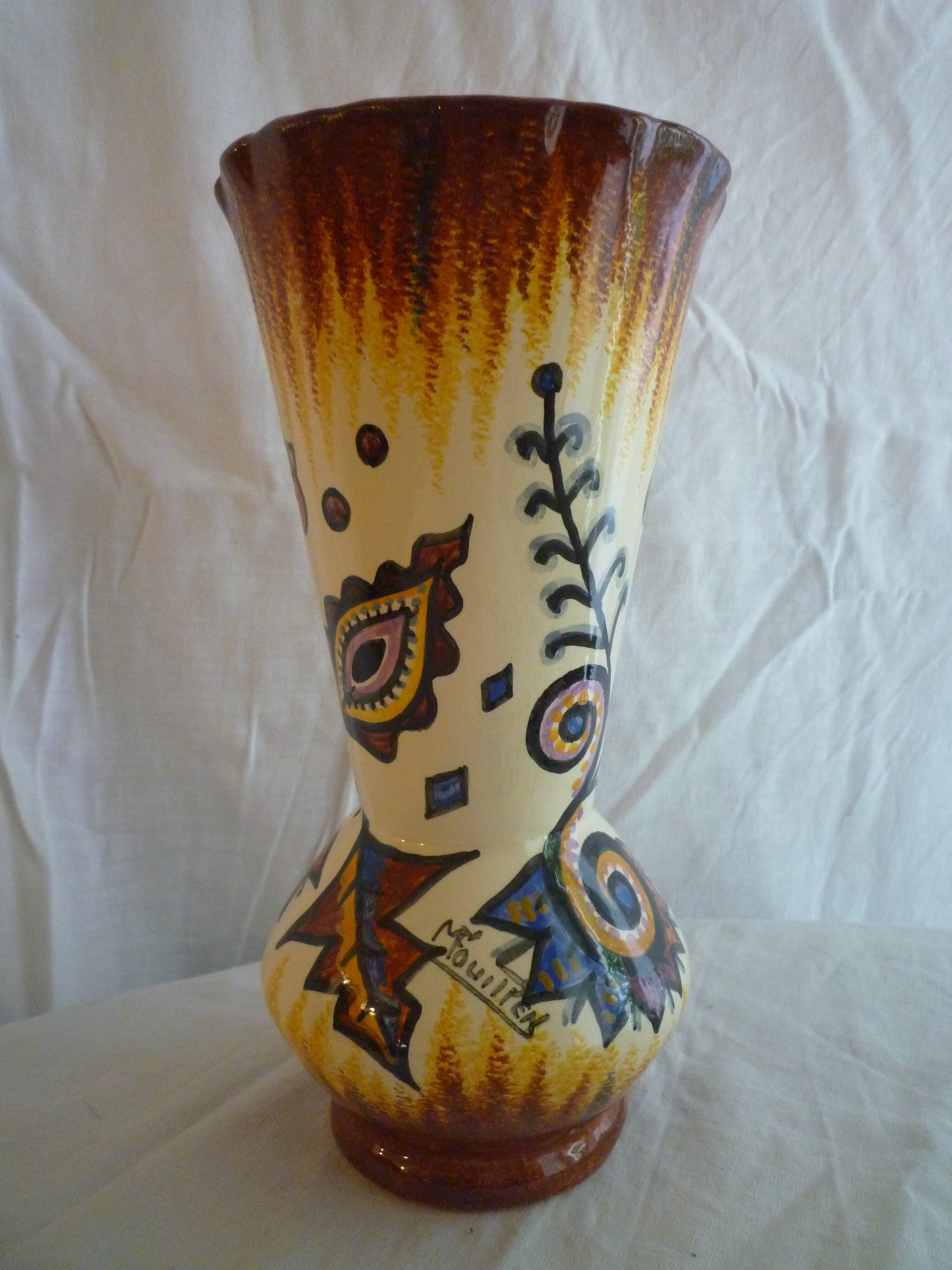 Quimper ceramic vase signed "Fouillen"