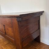 Grand coffre ancien en chêne massif – XIXe – belle patine d’origine