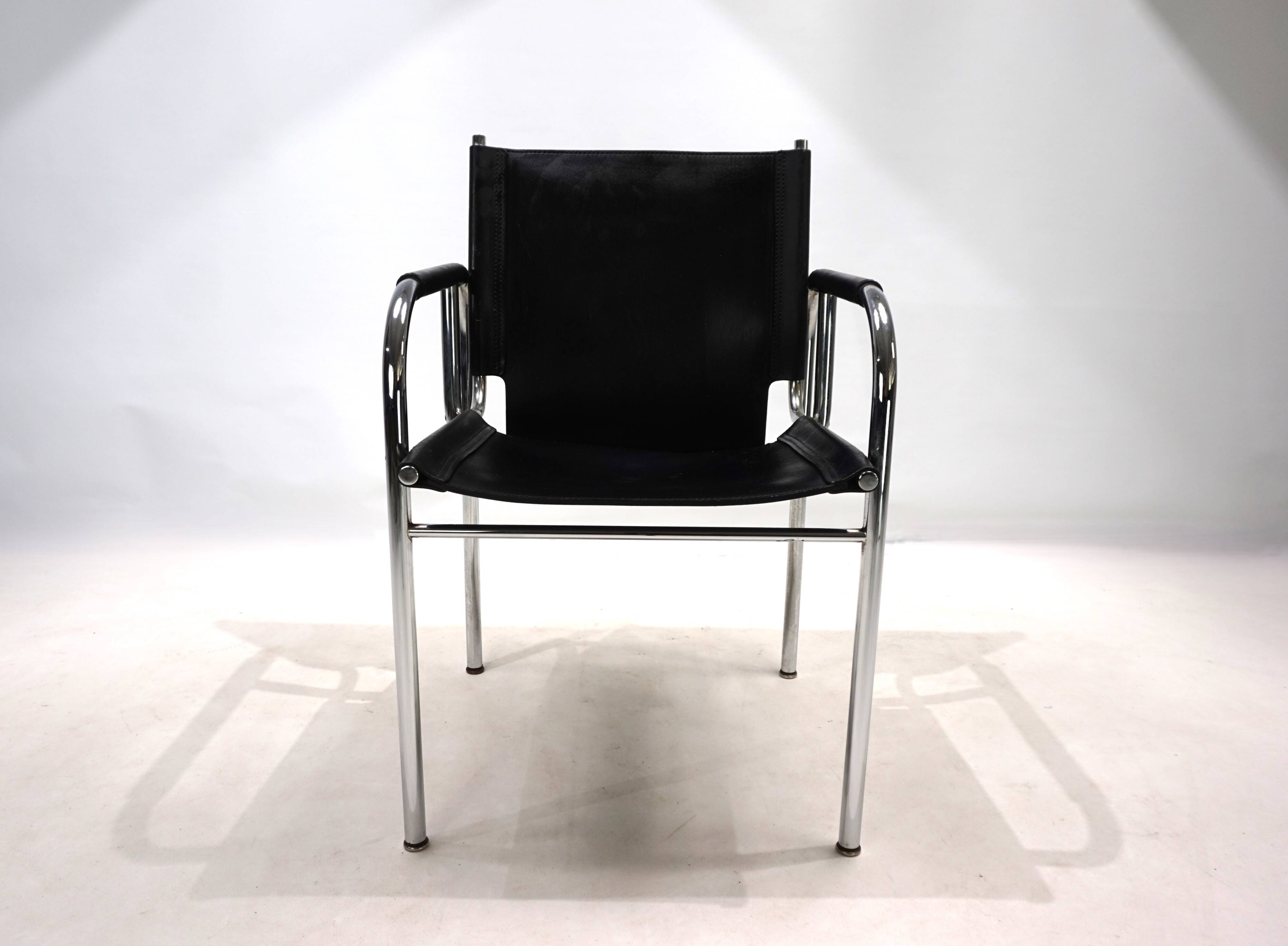 Strässle HE leather lounge chair by Hans Eichenberger
