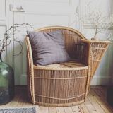 Rattan armchair with tablet