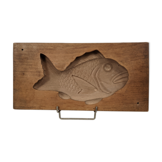 Cake mold - Kashigata - carp - Japan, Showa. Carved cherry tree. ob17