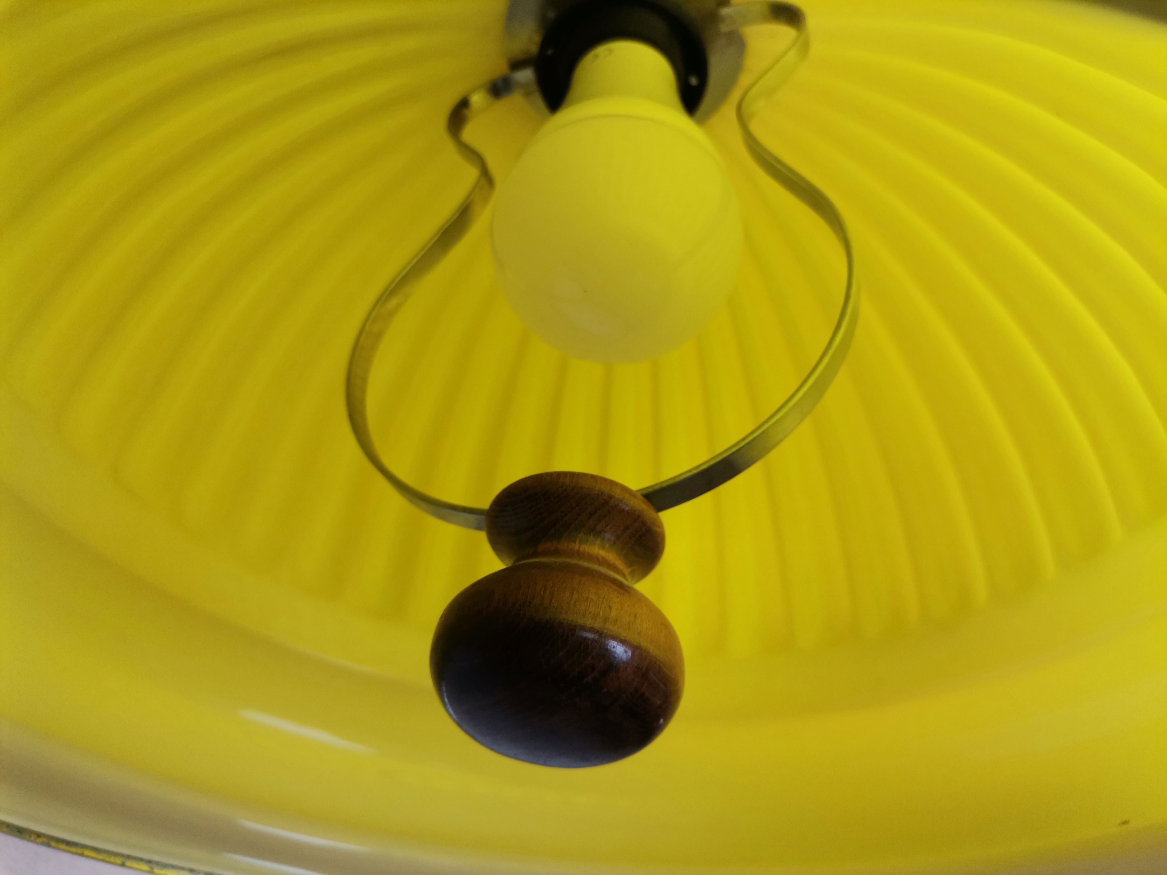 Yellow ribbed glass pull down hanging lamp 1970s