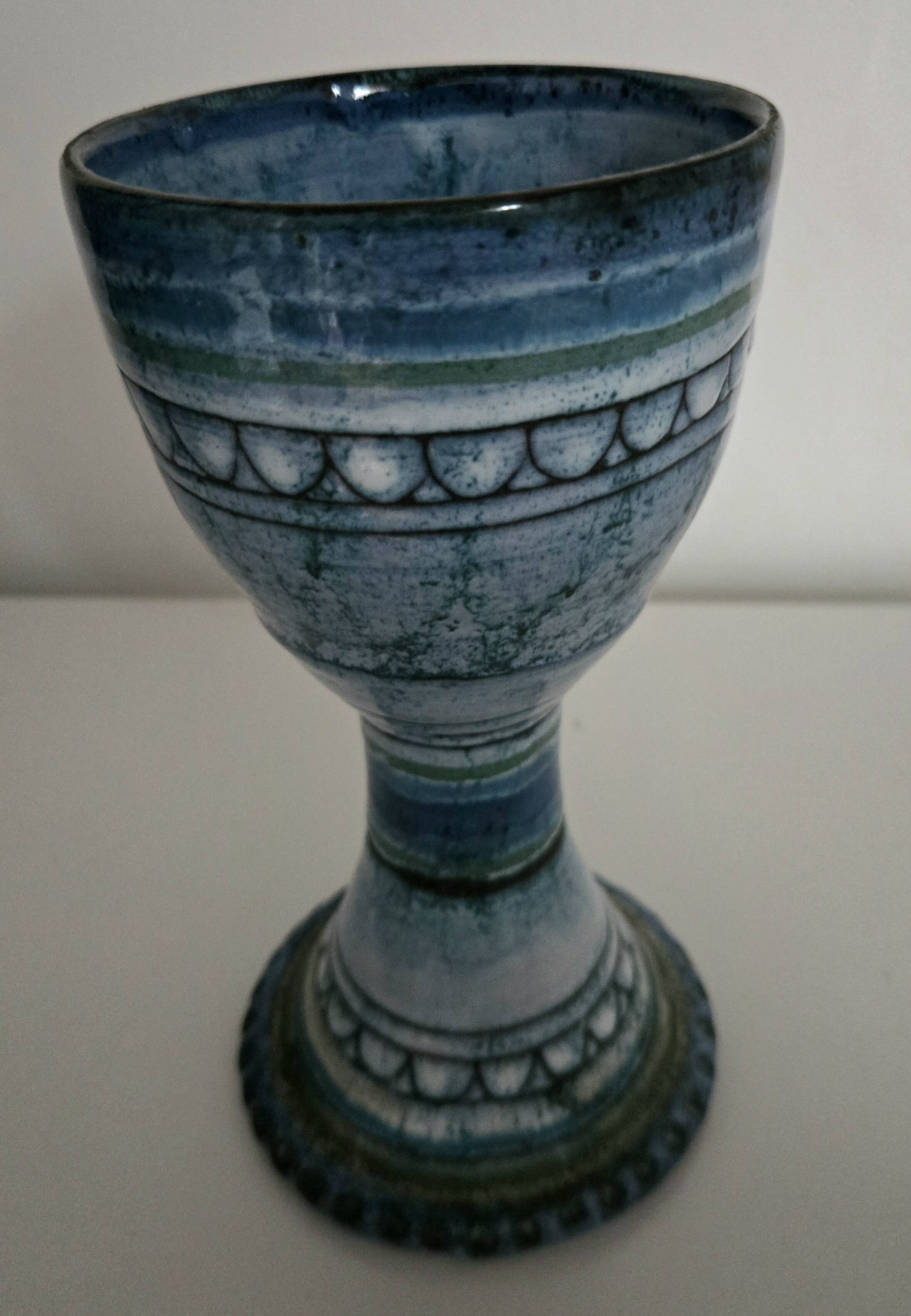 Pottery wine vase