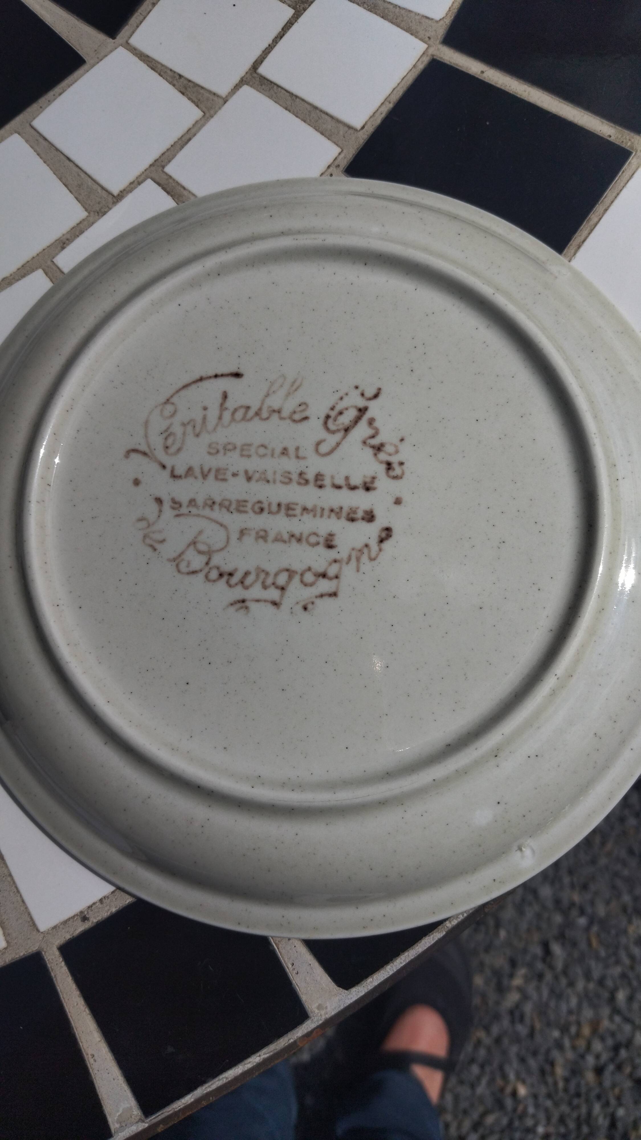 Sarreguemines Burgundy Stoneware Dessert Plate