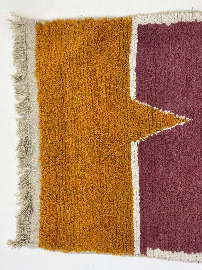 Moroccan handcrafted rug 250cm x 150cm