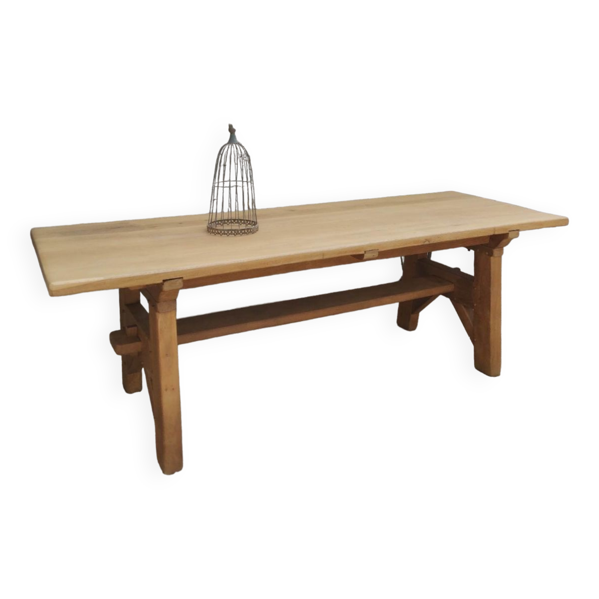 Farmhouse table